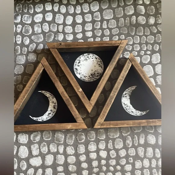 Wooden Bat and Moon Wall Art - Picture 6 of 7